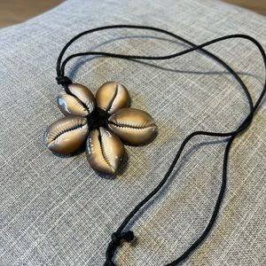 Necklace from the beach ! 🐚